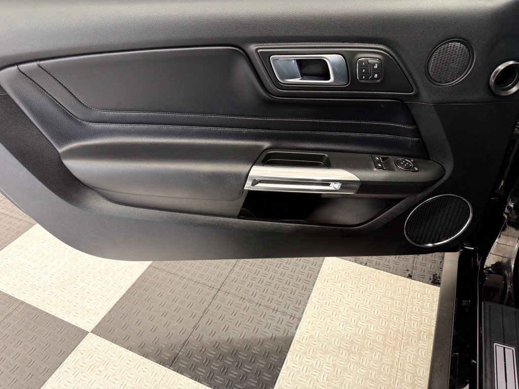 Used 2019 Ford Mustang Bullitt RWD image 16