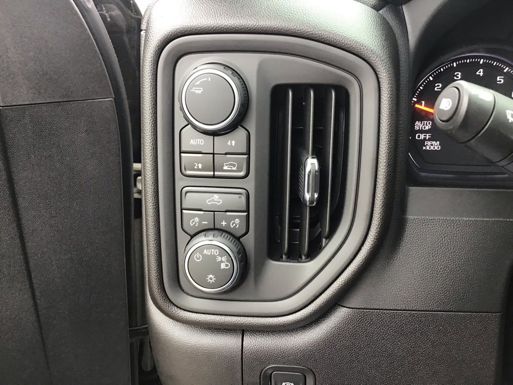 New 2026 Chevrolet Silverado 1500 Custom image 34