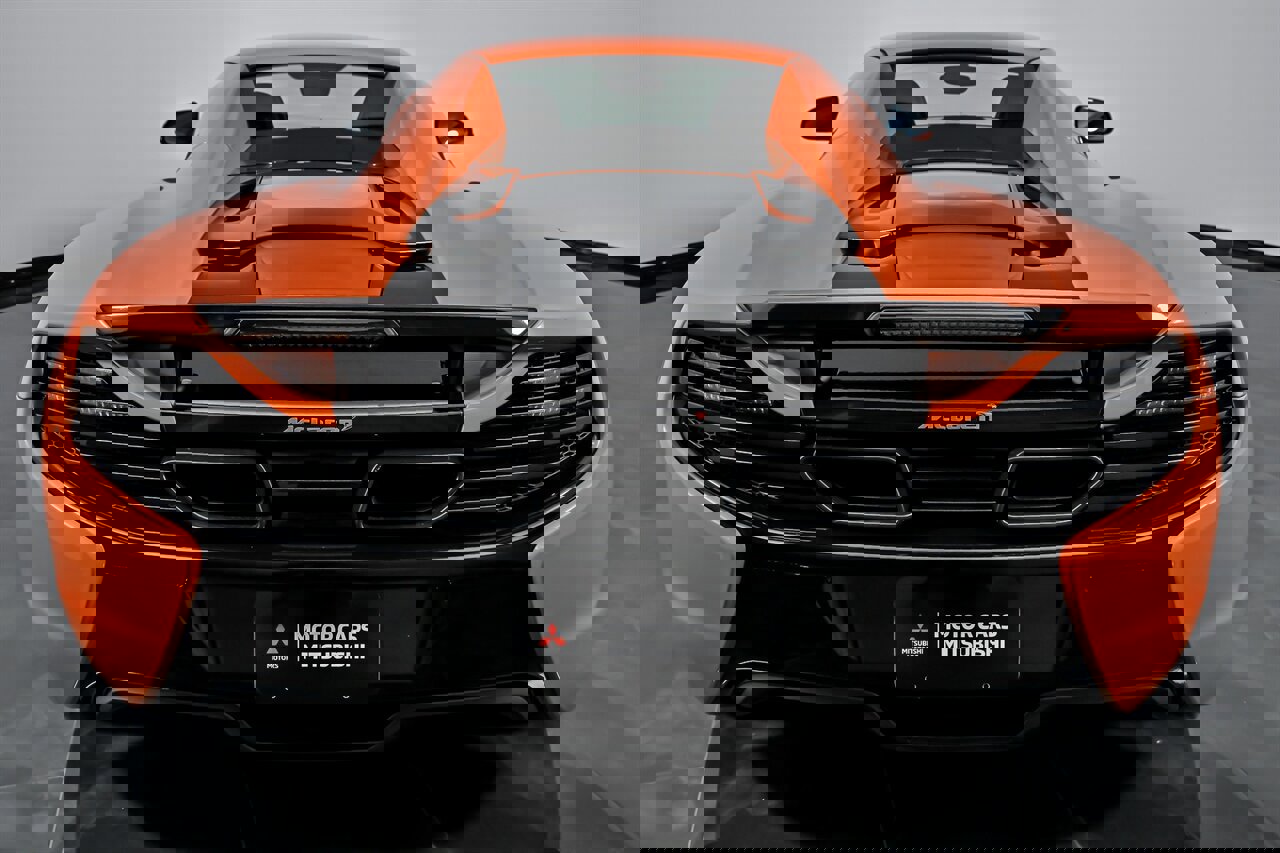 Used 2015 McLaren 650S Spider image 11