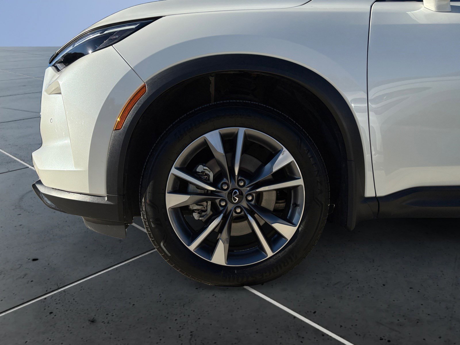 Used 2024 INFINITI QX60 Luxe image 14