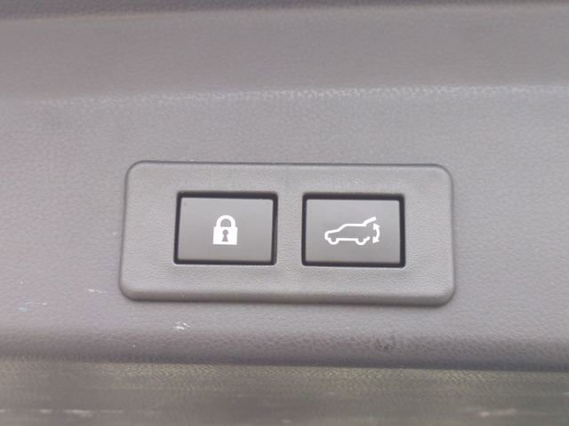 Used 2023 Subaru Ascent Premium w/ Convenience Package image 30