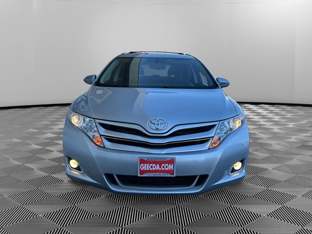 Used 2015 Toyota Venza LE AWD/4WD image 2