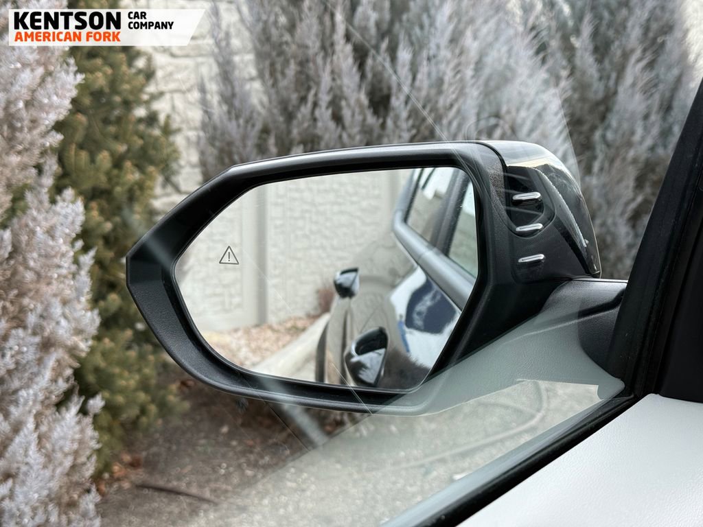 Used 2025 Hyundai Kona SEL image 25