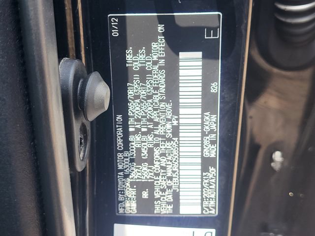 Used 2012 Toyota 4Runner SR5 AWD/4WD image 28