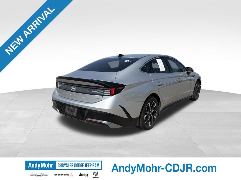Used 2025 Hyundai Sonata SEL AWD/4WD image 7