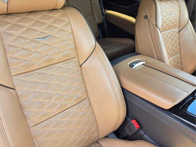 Certified 2022 Cadillac Escalade Sport w/ Touring Package AWD/4WD image 22