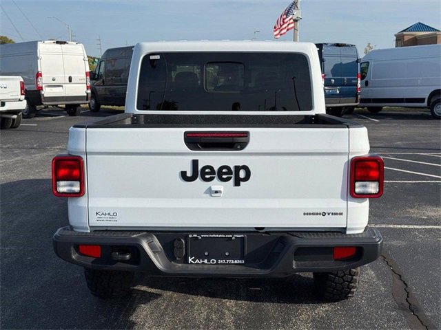 New 2025 Jeep Gladiator Sport image 4