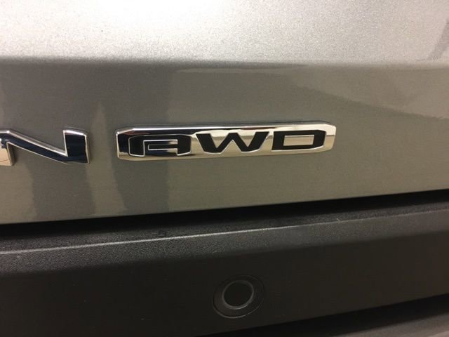 Used 2025 GMC Terrain Elevation AWD/4WD image 12