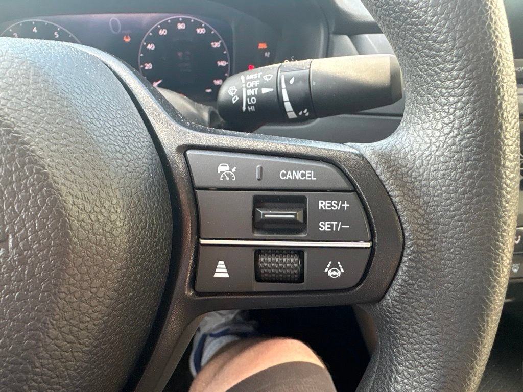 Certified 2025 Honda Accord SE image 15