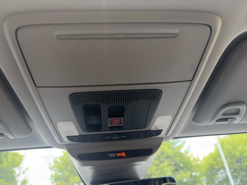 Certified 2025 Acura ADX AWD image 18