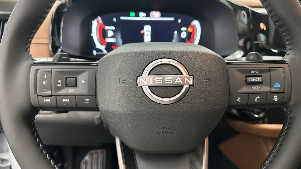 New 2026 Nissan Pathfinder Platinum w/ Cargo Package image 14