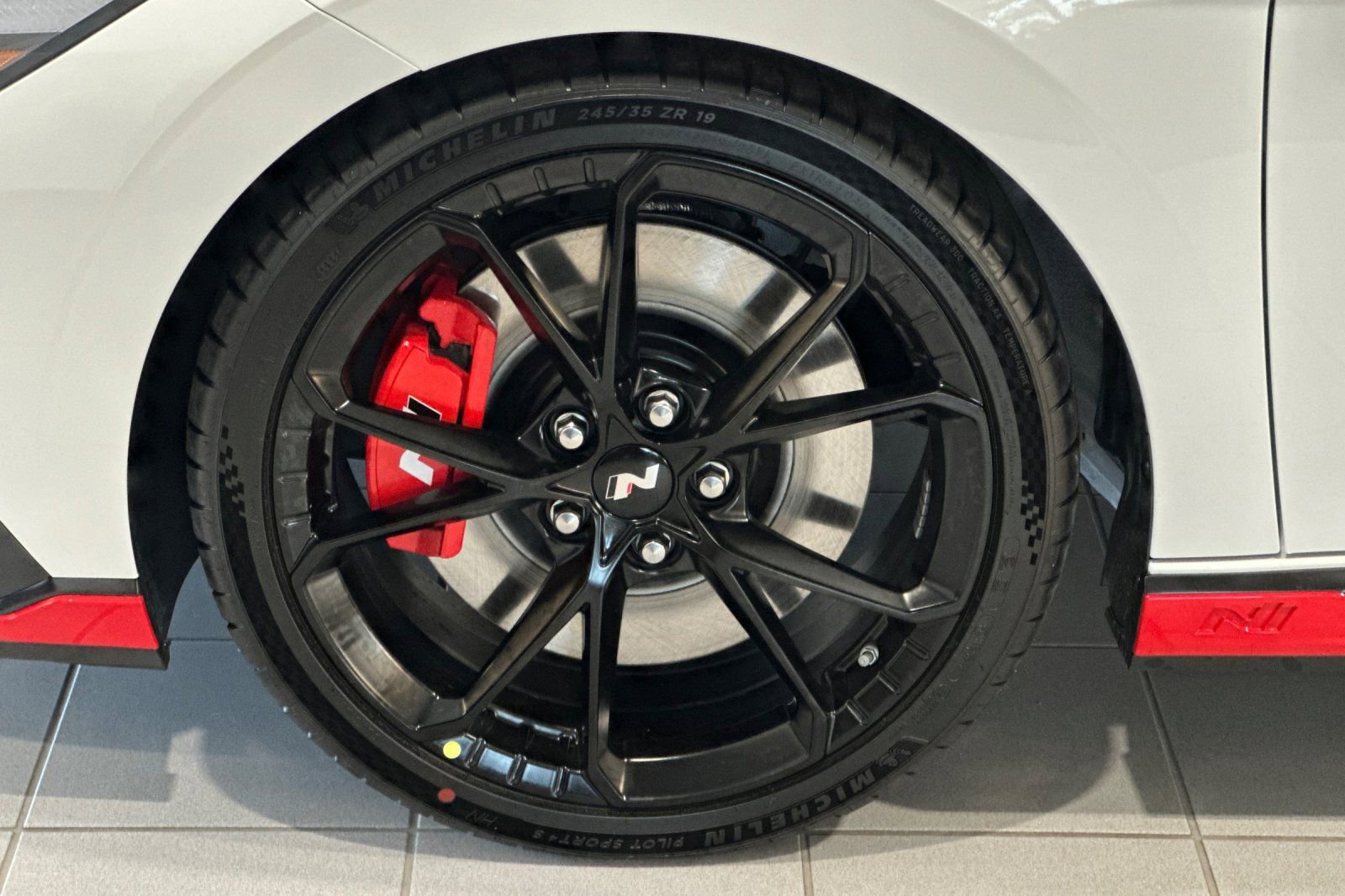 New 2026 Hyundai Elantra N FWD image 25