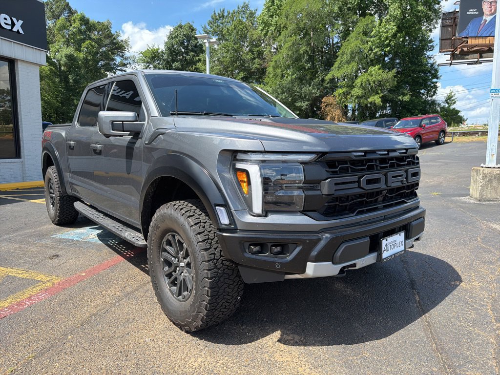 Used 2025 Ford F150 Raptor AWD/4WD image 4