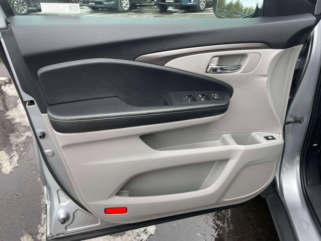 Certified 2019 Honda Ridgeline RTL image 14