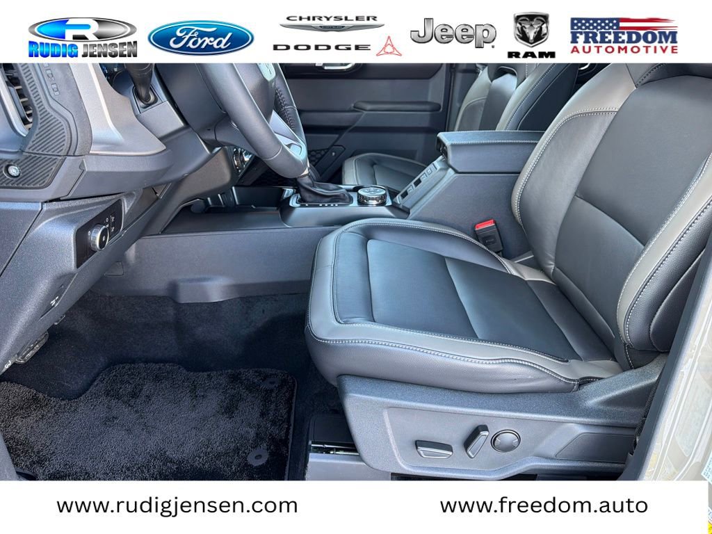 New 2026 Ford Bronco Outer Banks w/ Sasquatch Package image 10