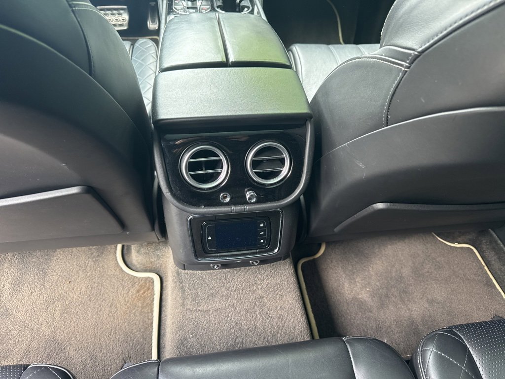 Used 2018 Bentley Bentayga Activity image 36
