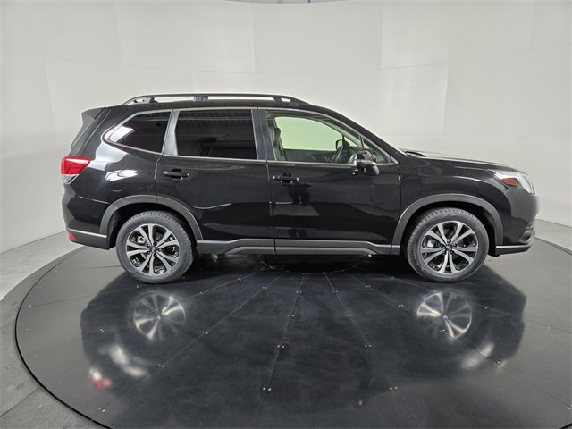 Used 2022 Subaru Forester Limited w/ Popular Package #3 image 7