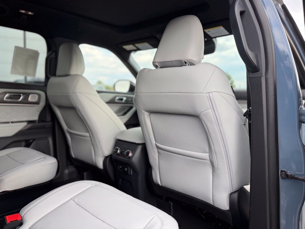 New 2027 Ford Explorer Platinum w/ LUX Leather Package AWD/4WD image 13