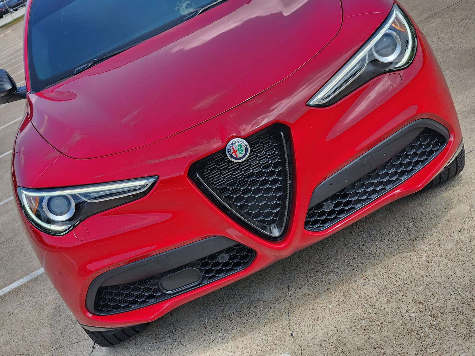 Used 2021 Alfa Romeo Stelvio Ti Sport AWD/4WD image 14