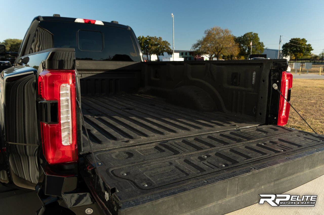 Used 2023 Ford F450 Lariat w/ FX4 Off-Road Package image 33