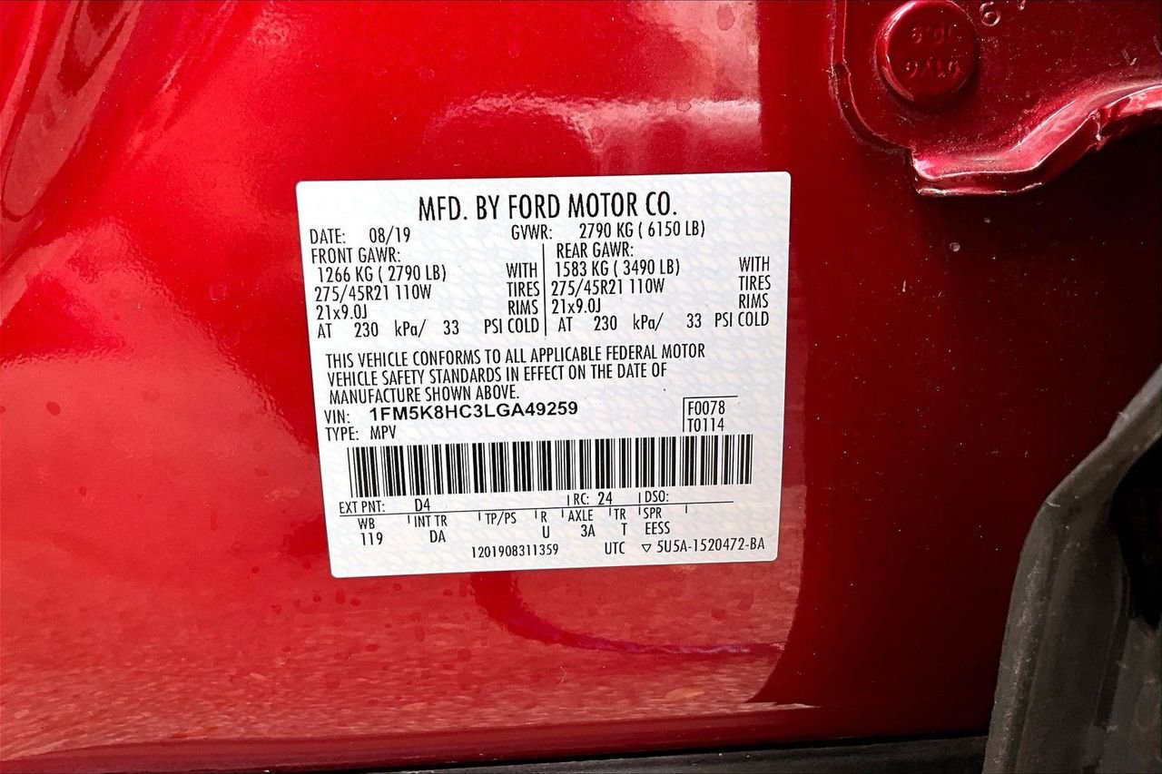 Used 2020 Ford Explorer Platinum w/ Premium Technology Package image 16