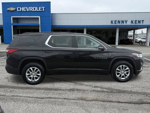 Used 2021 Chevrolet Traverse LT FWD image 3