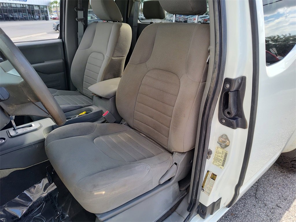Used 2020 Nissan Frontier S image 17