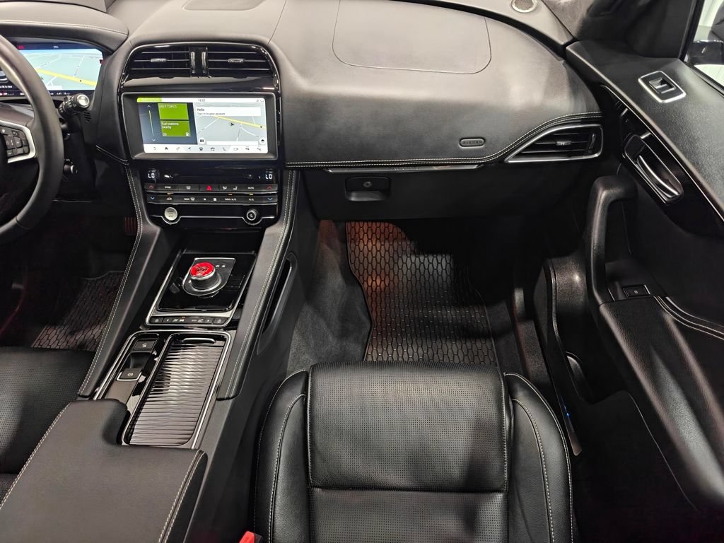 Used 2020 Jaguar F-PACE S AWD/4WD image 30