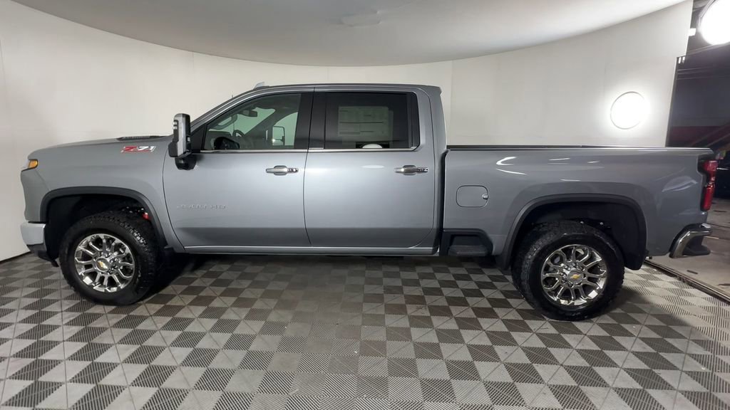 New 2026 Chevrolet Silverado 2500 LTZ w/ LTZ Convenience Package AWD/4WD image 6