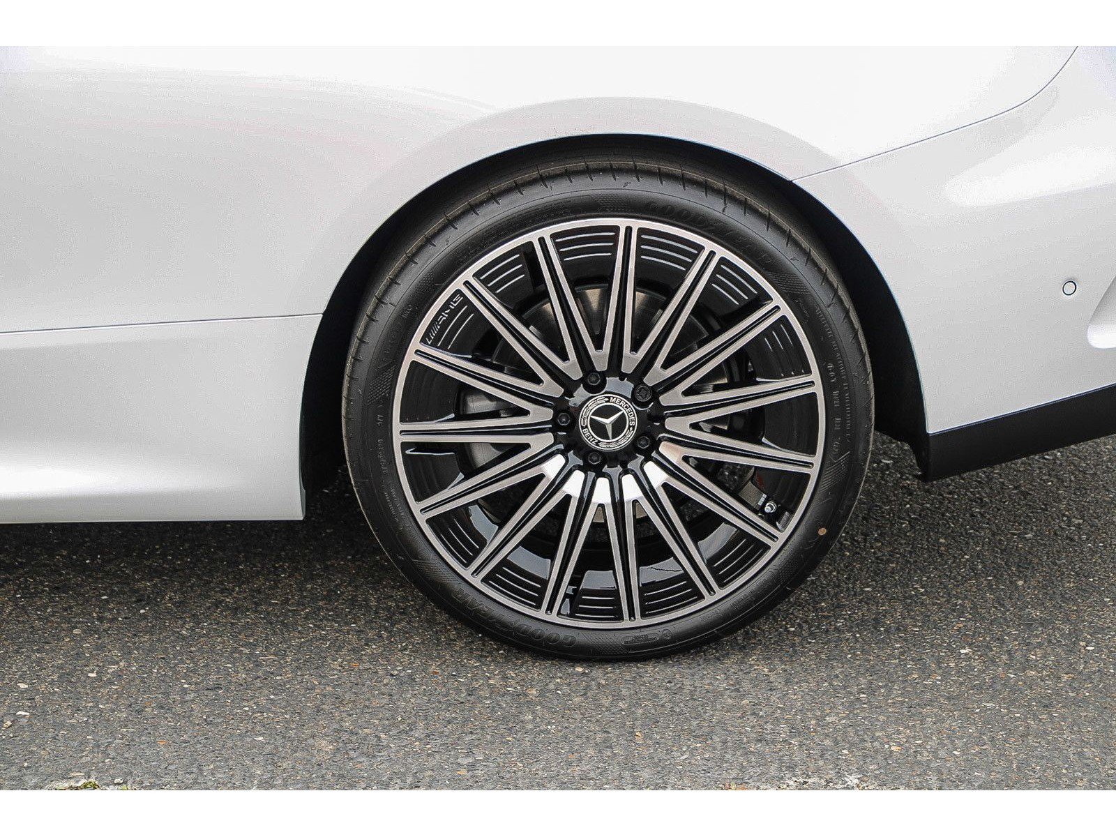 New 2026 Mercedes-Benz CLE 450 4MATIC Cabriolet image 10