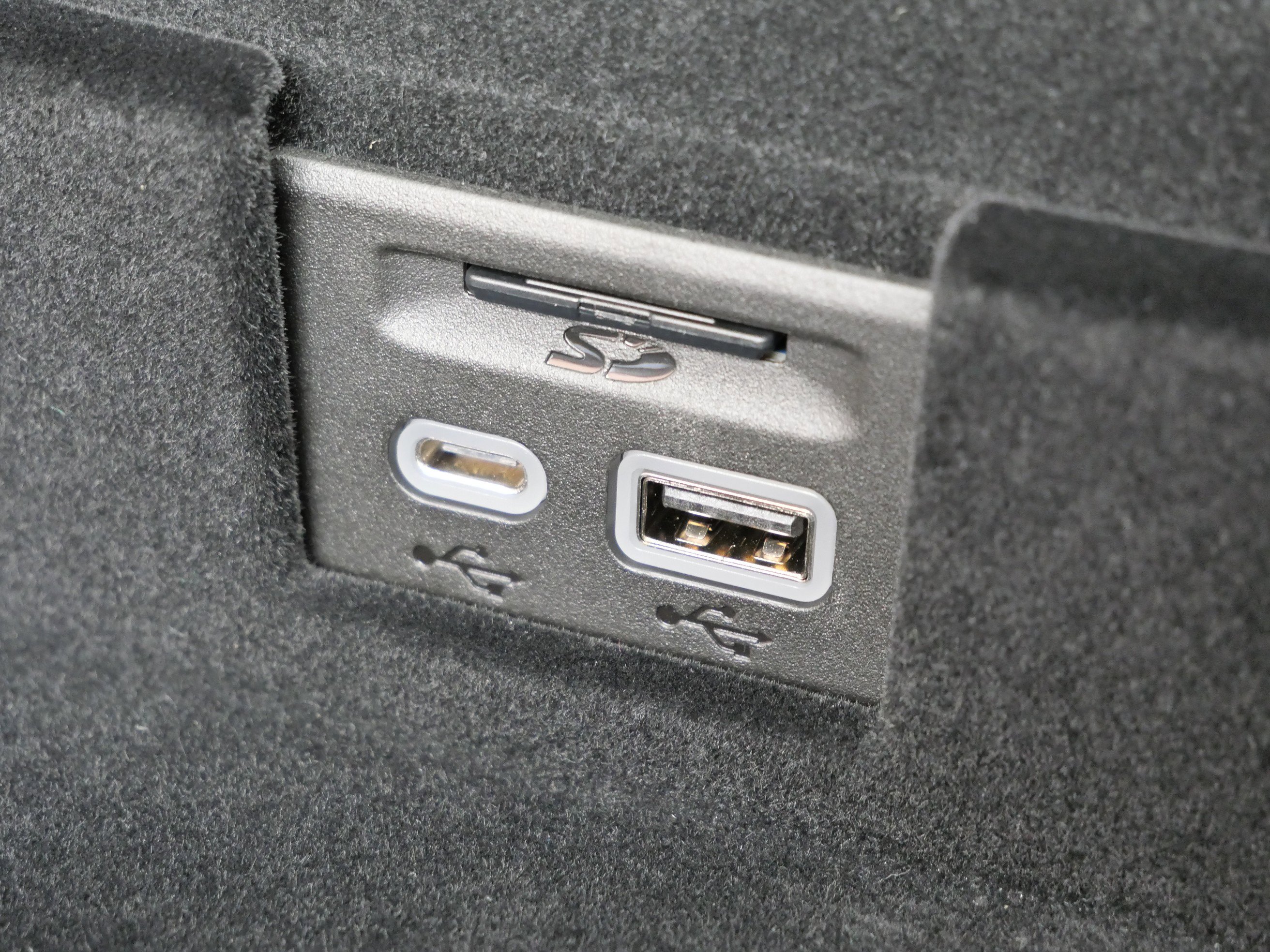 Certified 2024 Cadillac XT6 Premium Luxury w/ Technology Package image 20