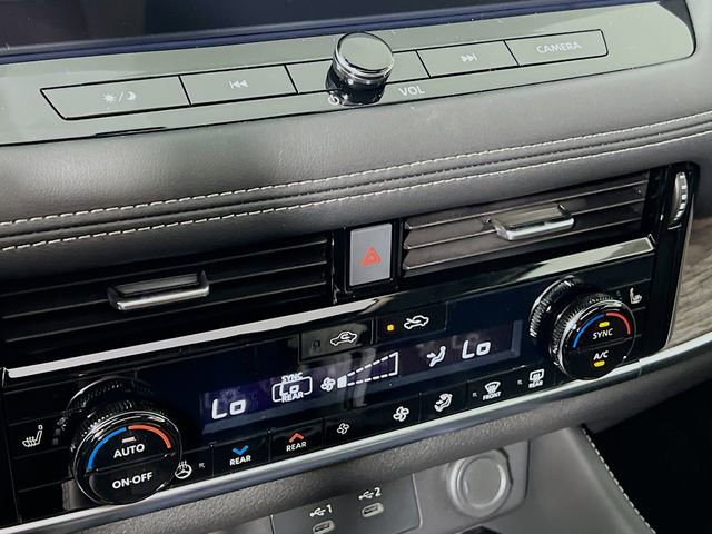 New 2026 Nissan Rogue Platinum w/ Platinum Premium Package image 14