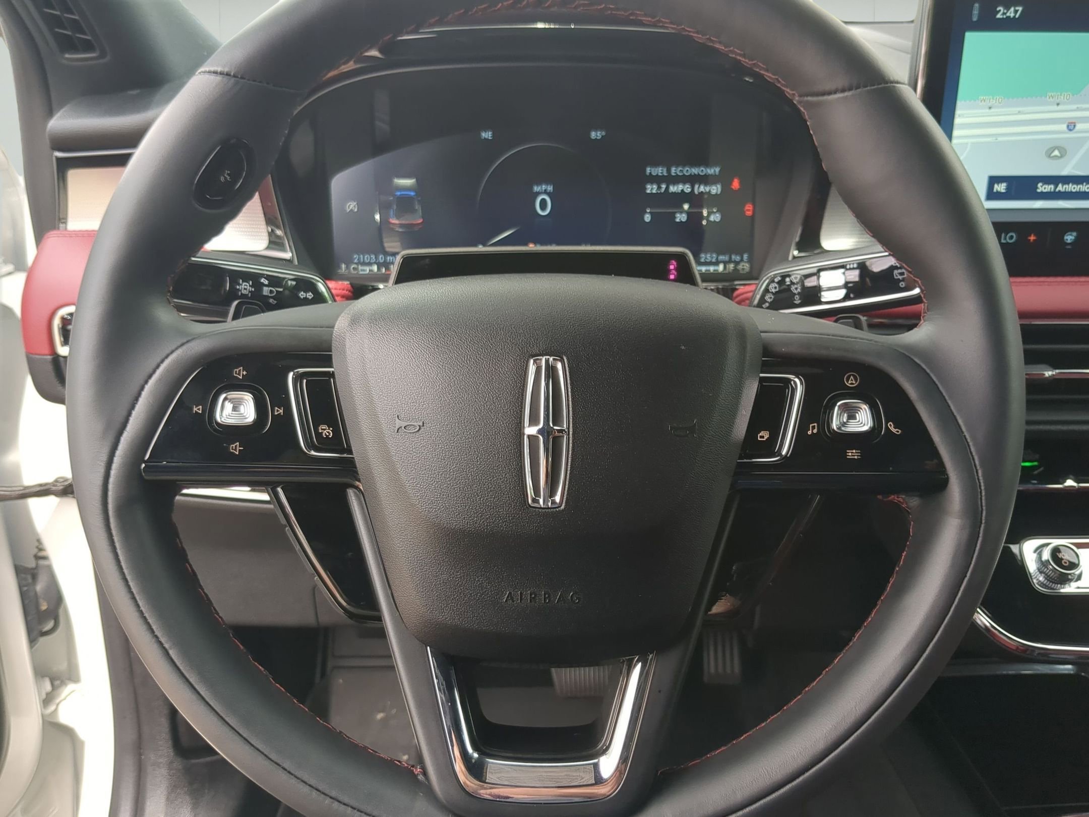 New 2026 Lincoln Corsair Reserve FWD image 13