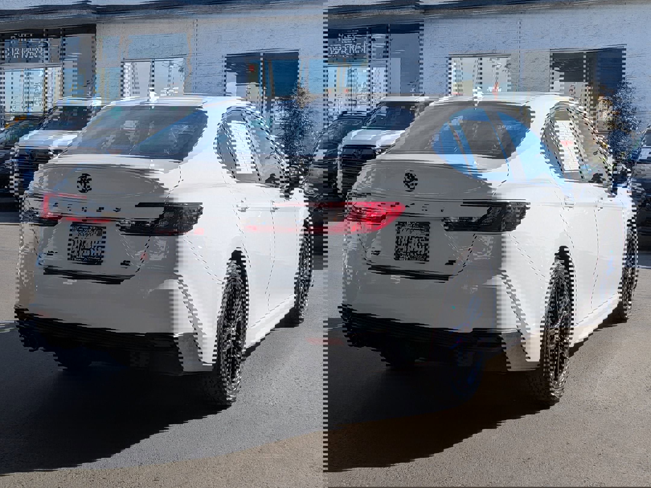 Certified 2025 Toyota Camry SE image 4