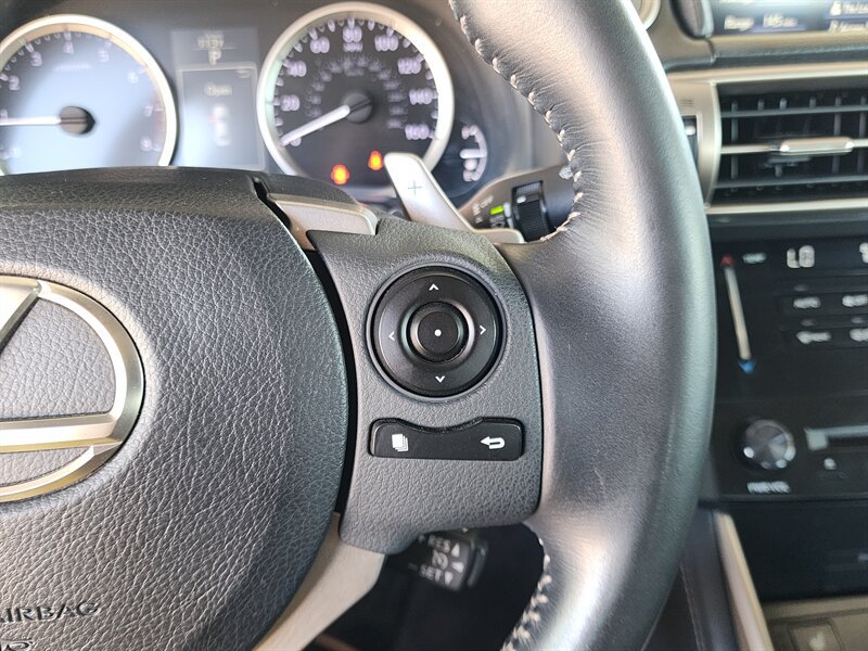 Used 2014 Lexus IS 250 AWD w/ Luxury Package w/Gray Wood image 30