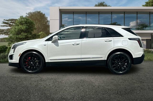Certified 2023 Cadillac XT5 Sportv w/ Technology Package AWD/4WD image 7