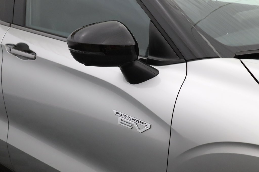 Used 2025 Mitsubishi Outlander SEL Black Edition AWD/4WD image 9