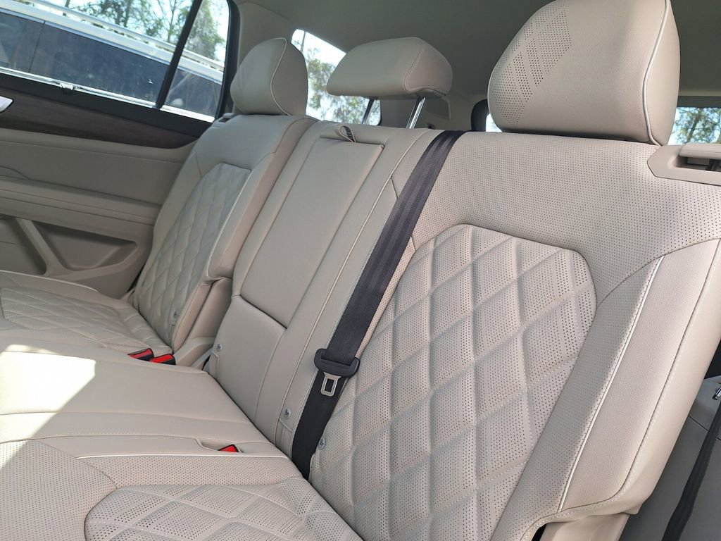 New 2026 Volkswagen Atlas SEL Premium R-Line image 23