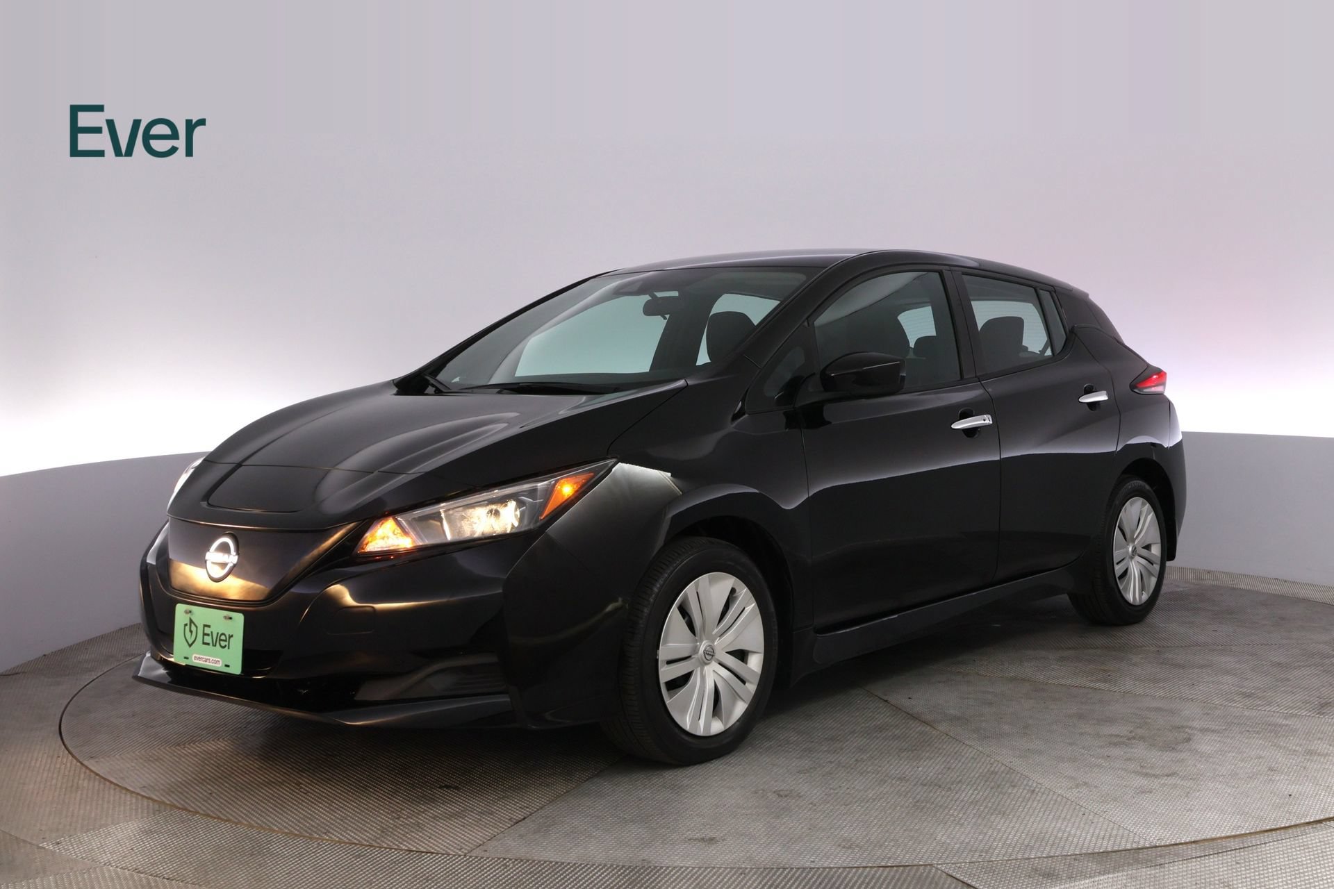 Used 2025 Nissan Leaf S FWD image 2