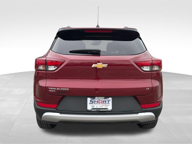 Used 2025 Chevrolet TrailBlazer LT AWD/4WD image 6