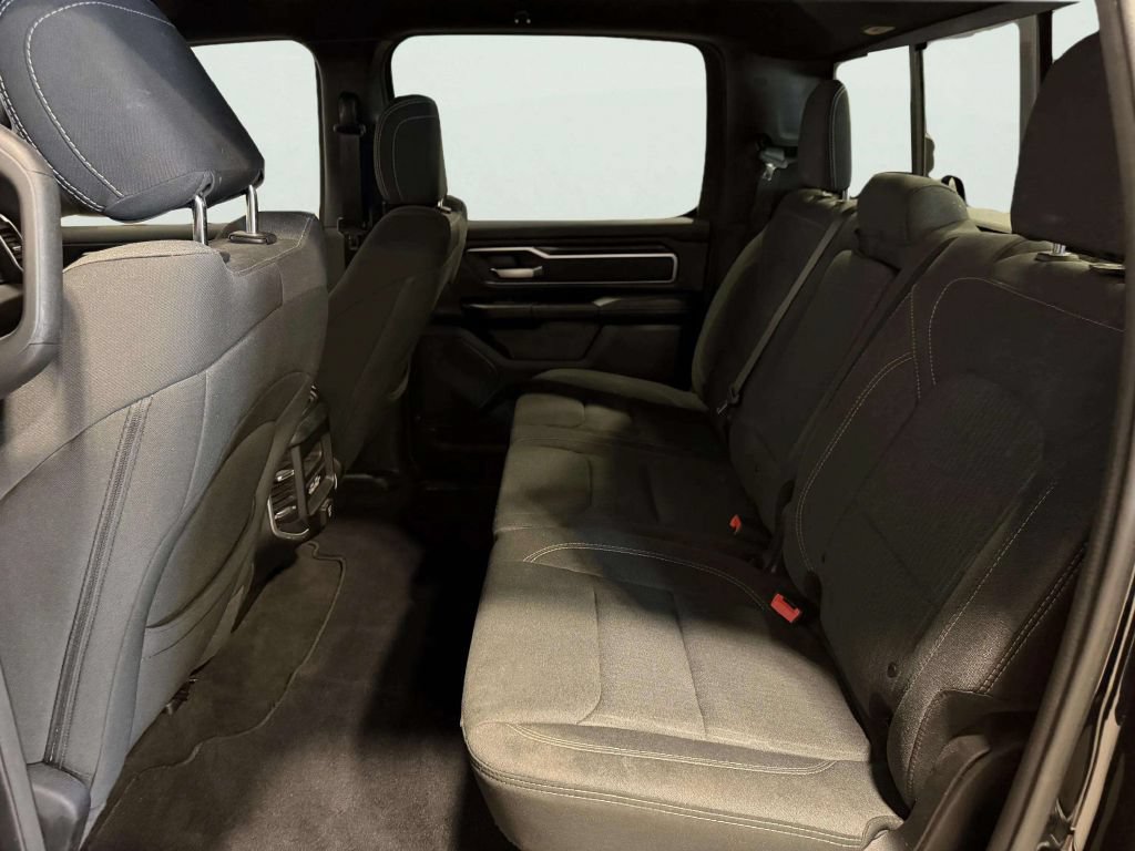 Used 2019 RAM 1500 4x4 Crew Cab Big Horn image 38