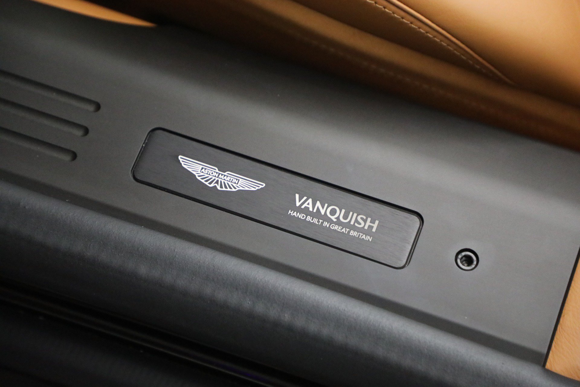 New 2026 Aston Martin Vanquish Convertible RWD image 36