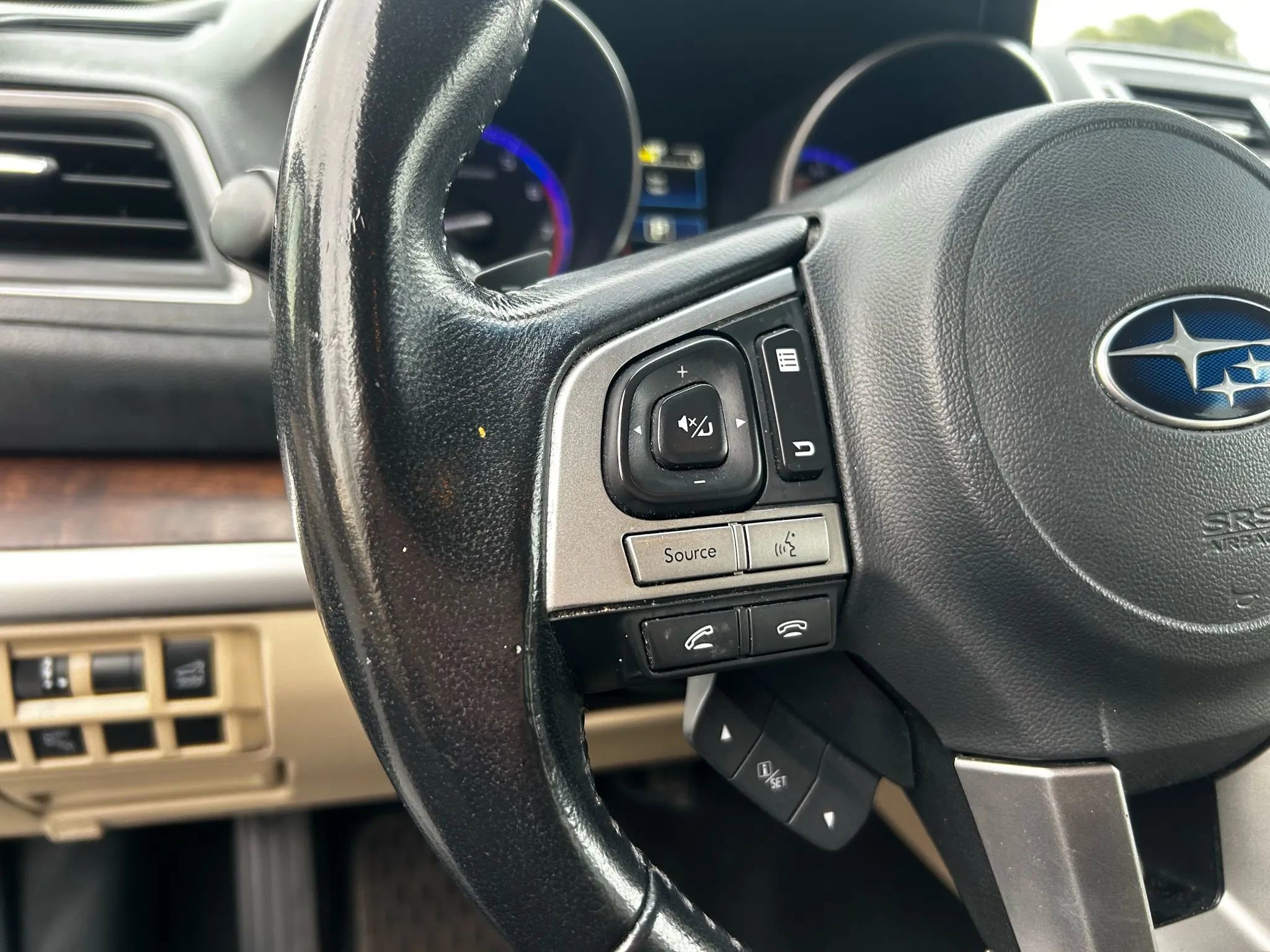 Used 2016 Subaru Outback 2.5i Limited w/ Popular Package #4 image 14