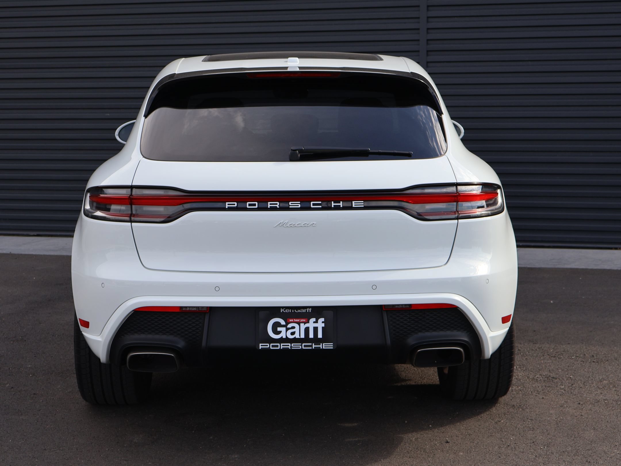 Certified 2023 Porsche Macan AWD/4WD image 10