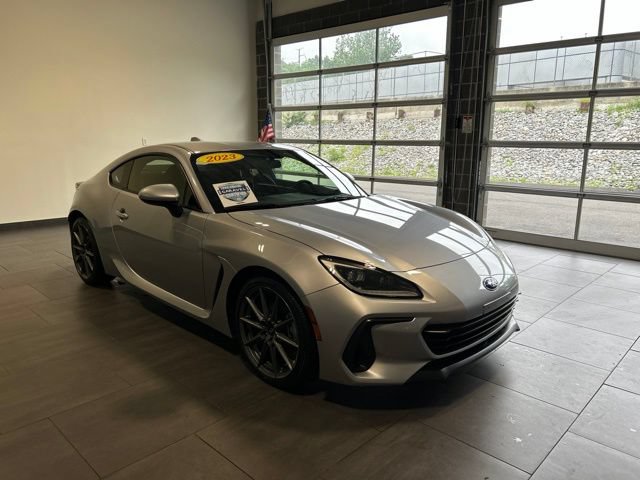 Used 2023 Subaru BRZ Limited RWD image 4