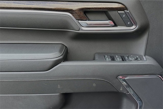 New 2024 GMC Sierra 1500 Elevation image 8