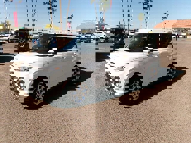 Used 2022 Kia Soul LX w/ Technology Package image 5