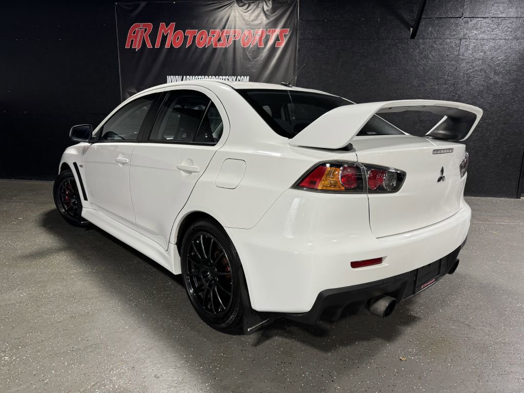 Used 2014 Mitsubishi Lancer Evolution GSR image 3