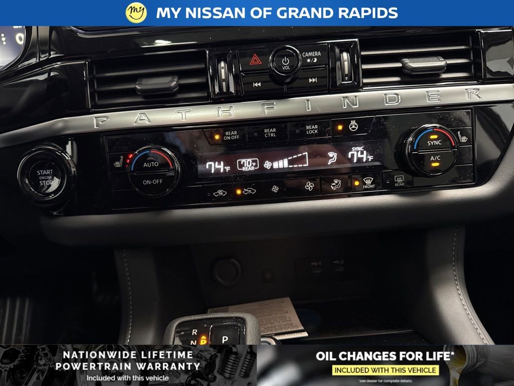 New 2026 Nissan Pathfinder SL image 28