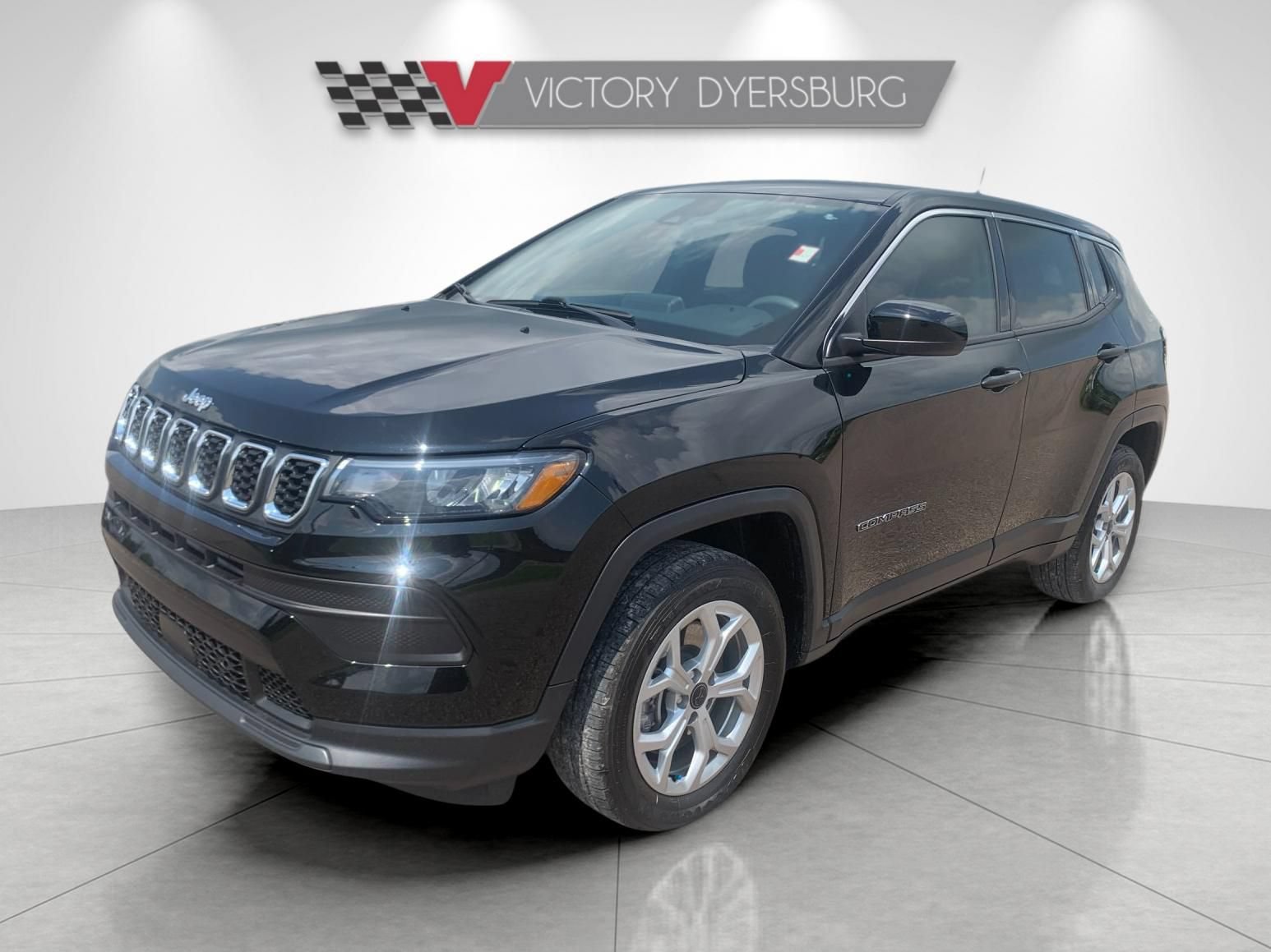 Used 2025 Jeep Compass Sport AWD/4WD image 8